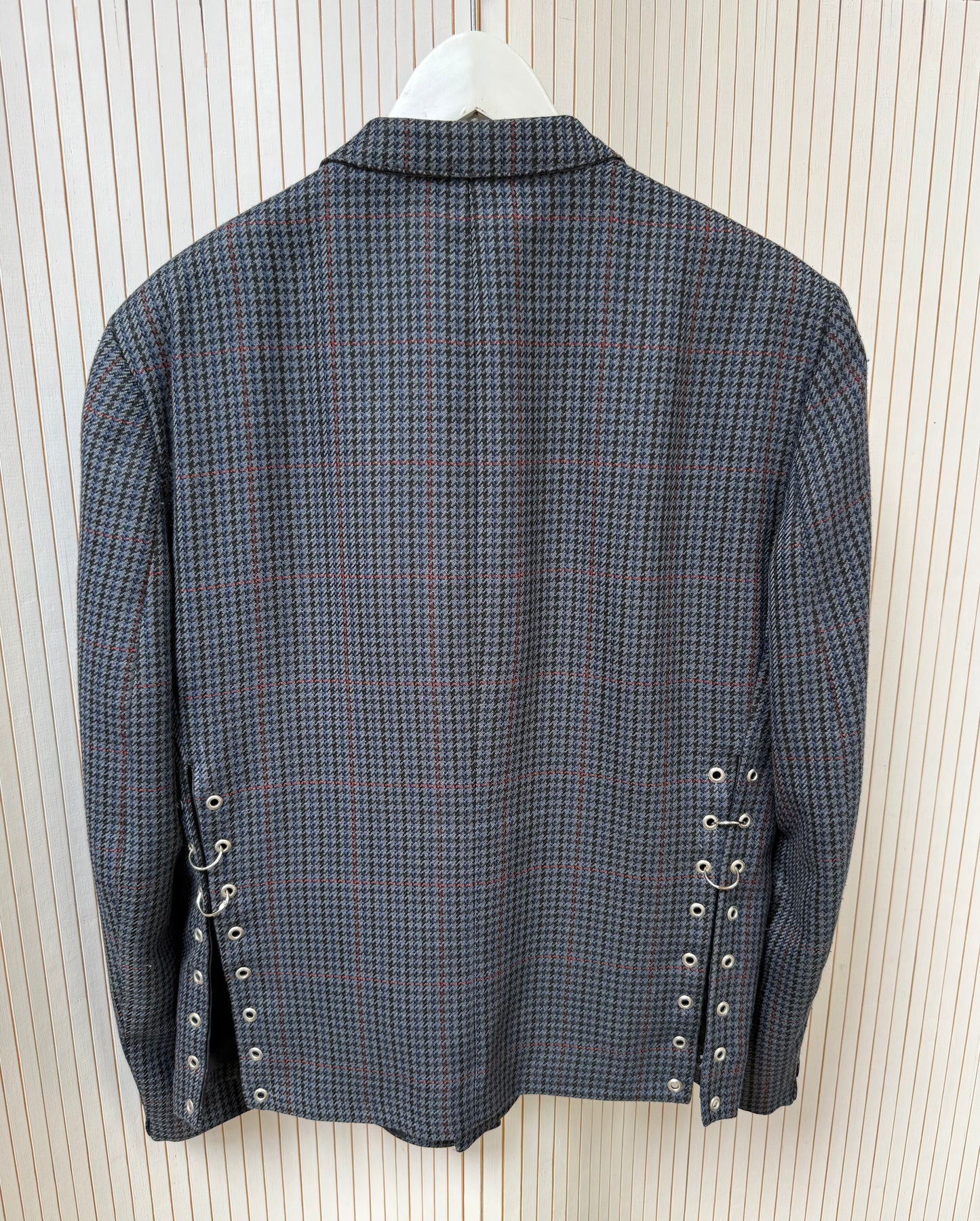 Boxy split blazer