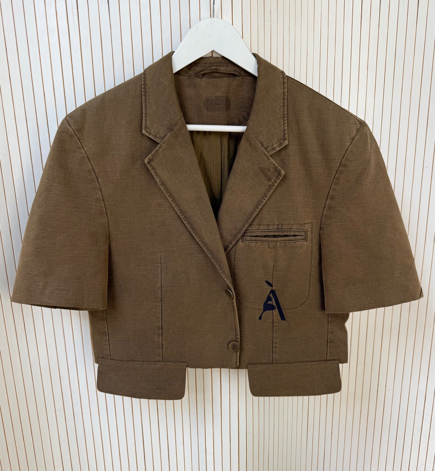 Short sleeve blazer