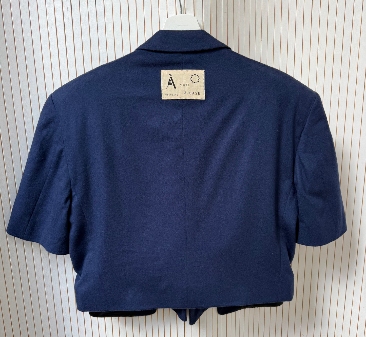 Short sleeve blazer