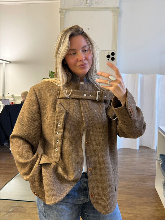 Buckle blazer jacket