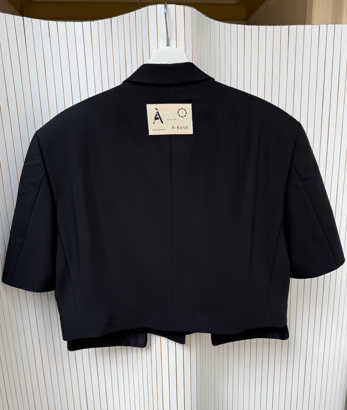 Short sleeve blazer