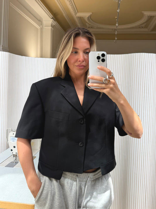 Short sleeve blazer