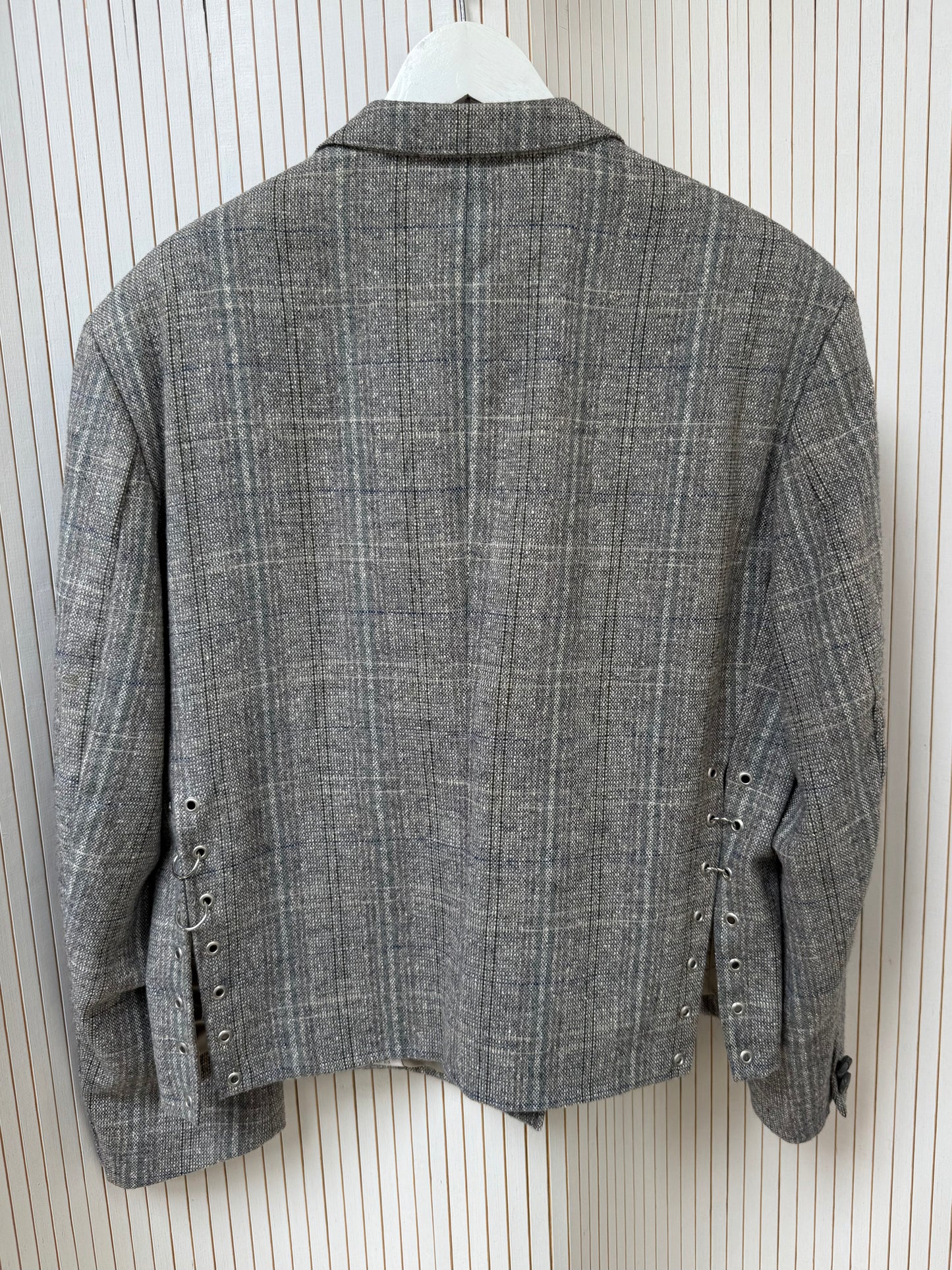 Boxy split blazer