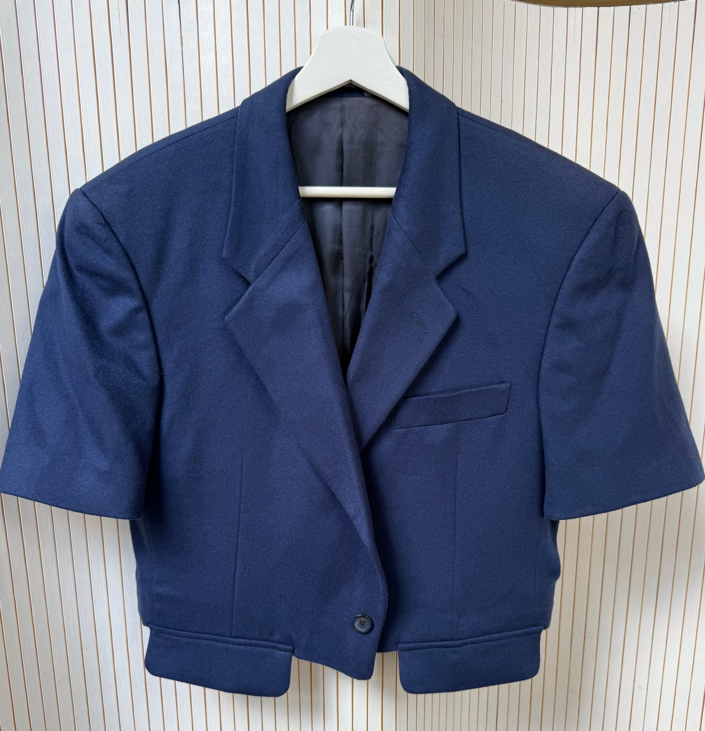 Short sleeve blazer