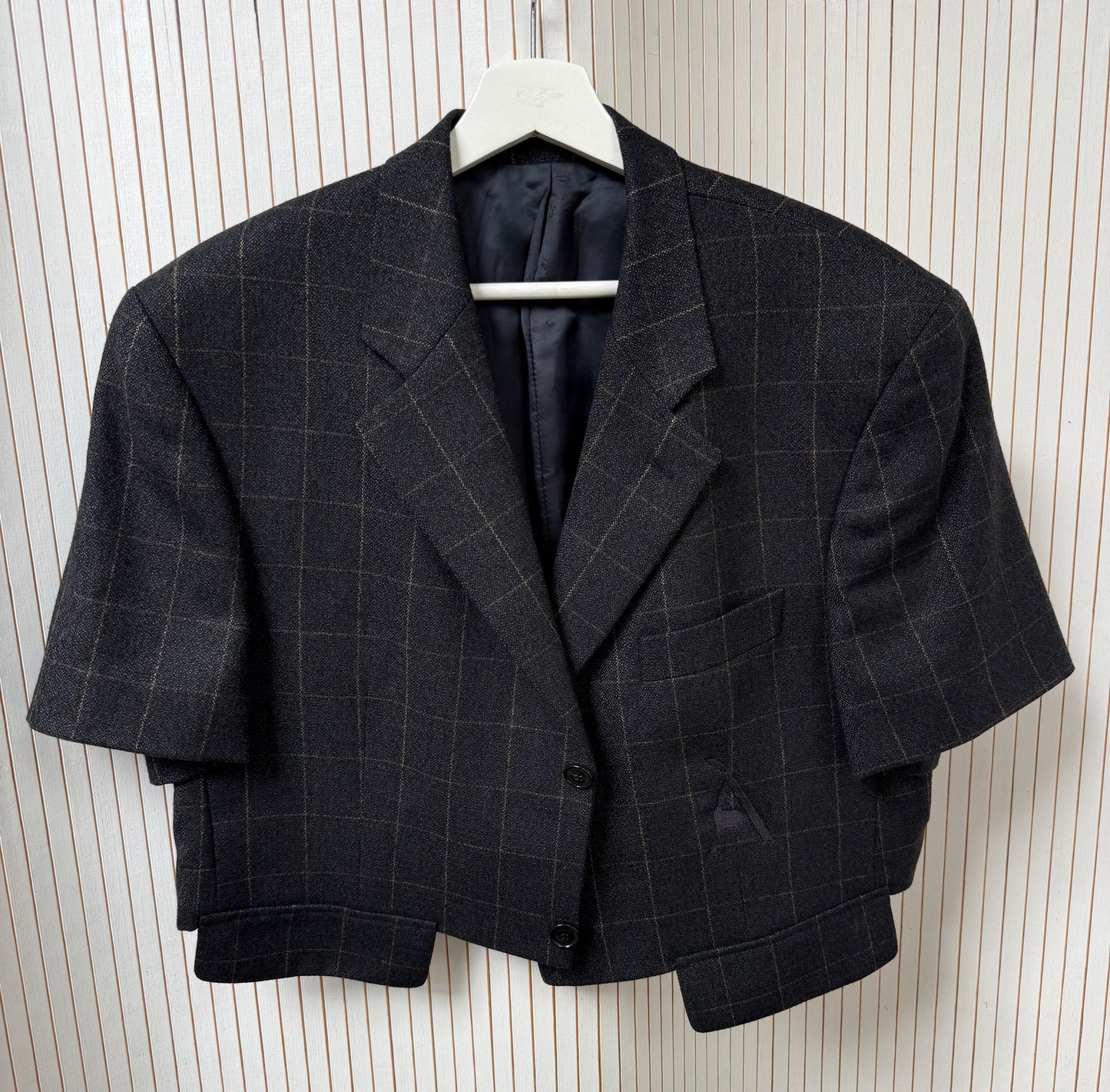 Short sleeve blazer