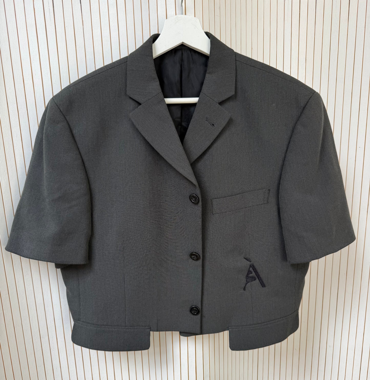 Short sleeve blazer