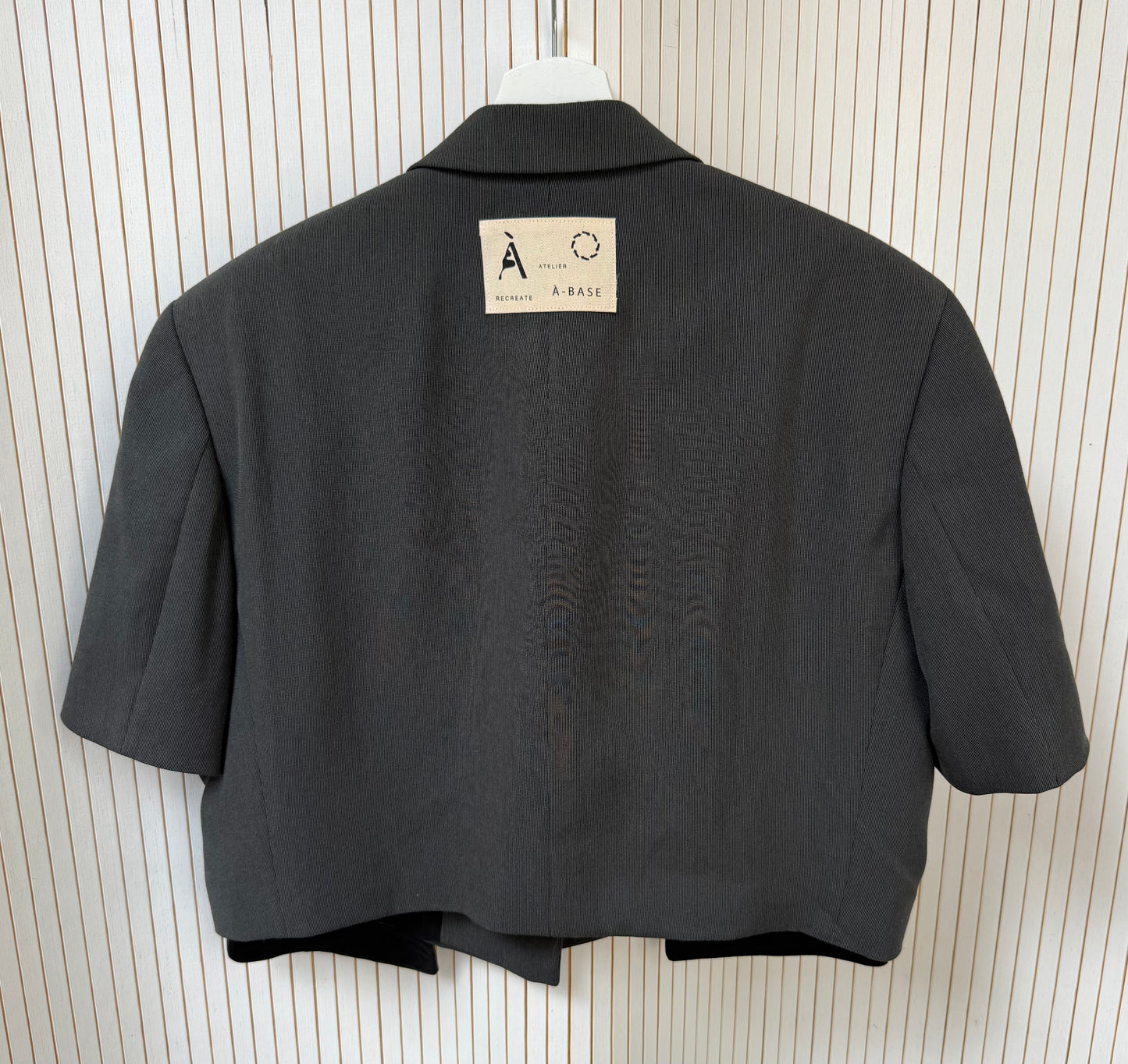 Short sleeve blazer