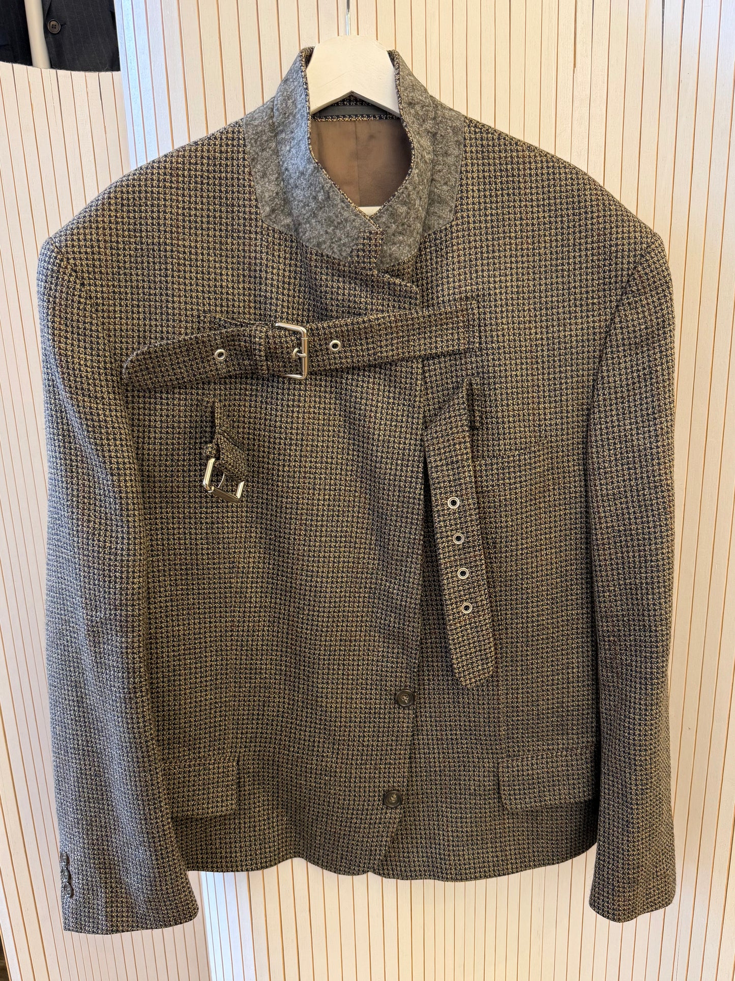 Buckle blazer jacket